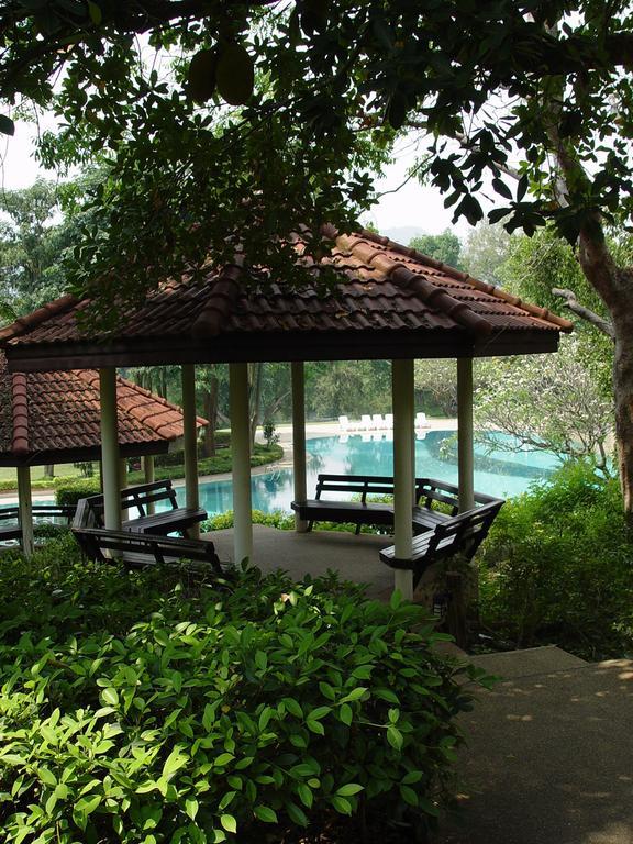 Pavilion Rim Kwai Resort Kanchanaburi Luaran gambar